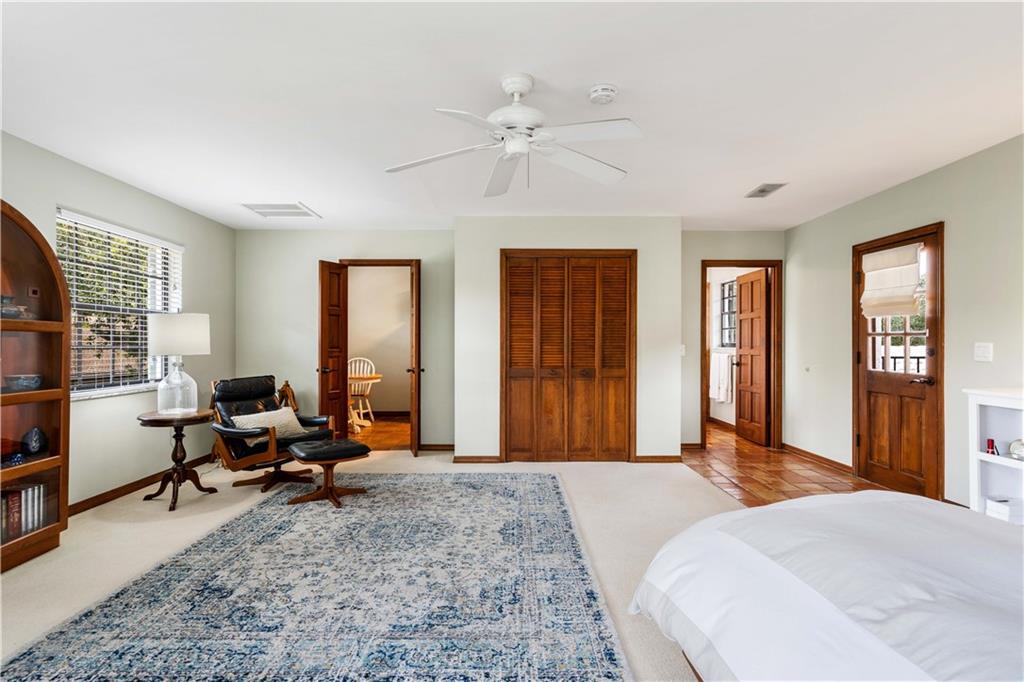 246 Live Oak Road Vero Beach, FL 32963 - Photo 25 of 30 a bed room with a bed and a window