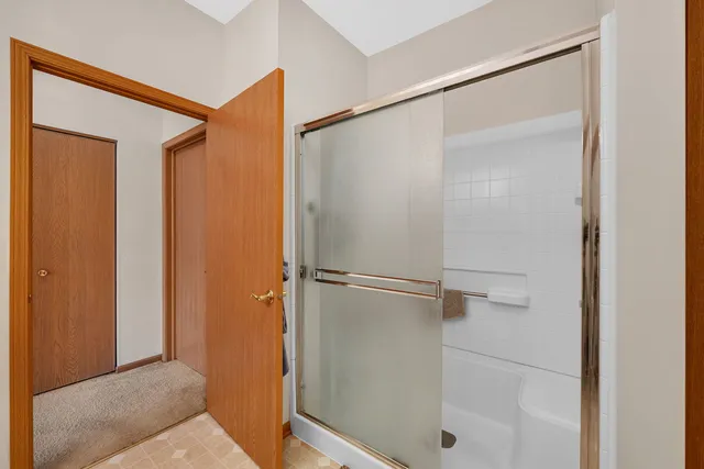 $272,400 | 21476 Mays Lake Court, Crest Hill, IL 60403