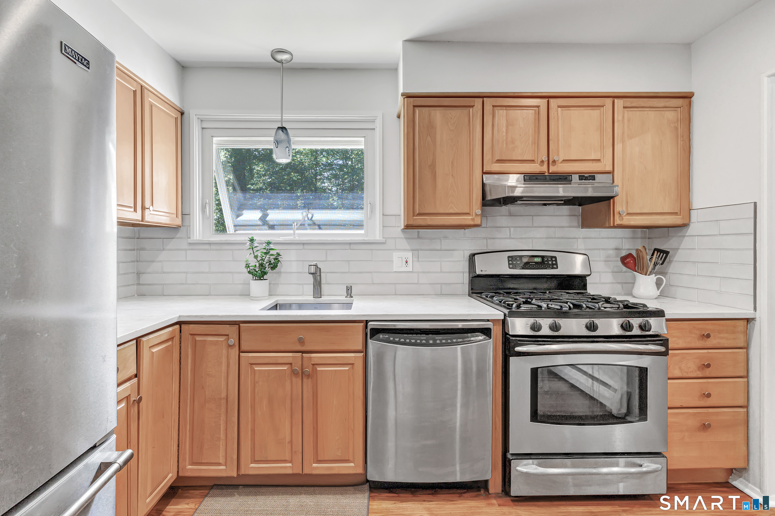 109 Gay Bower Road Monroe, CT 06468 - Photo 7 of 33 Kitchen