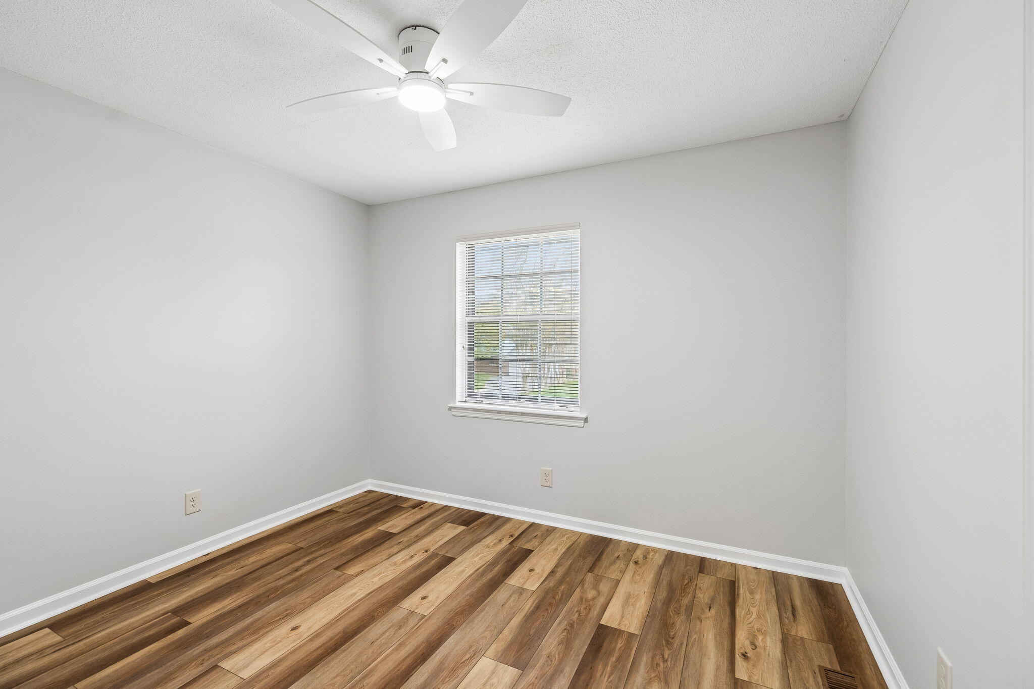 1308 Scout Road Hixson, TN 37343 - Photo 19 of 43 20-1308 Scout Rd - 020