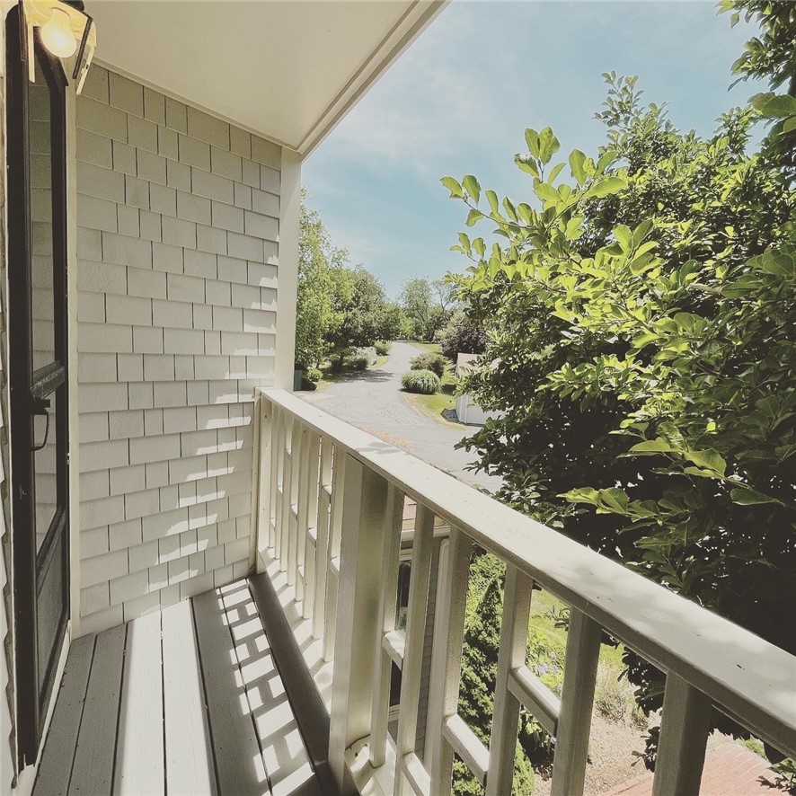 15 Hammersmith Road, Unit 33 Newport, RI 02840 - Photo 10 of 39