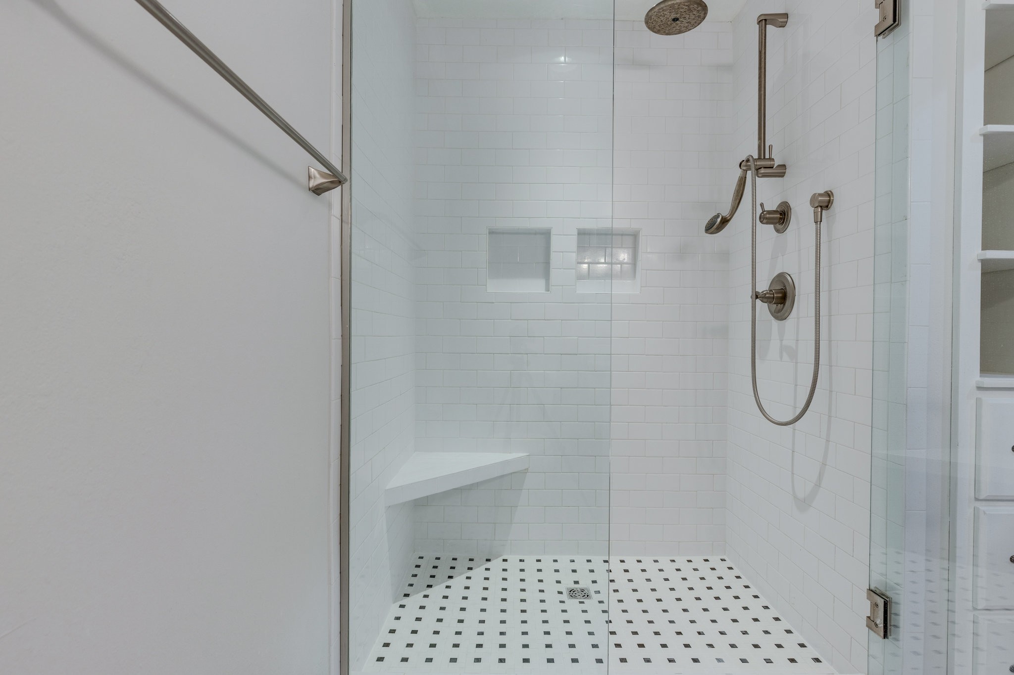 102 Sunset Drive Pulaski, TN 38478 - Photo 21 of 37 a bathroom with a shower