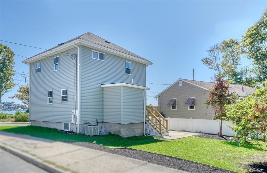 12 Winthrop Street Winthrop, MA 02152 - Photo 35 of 42