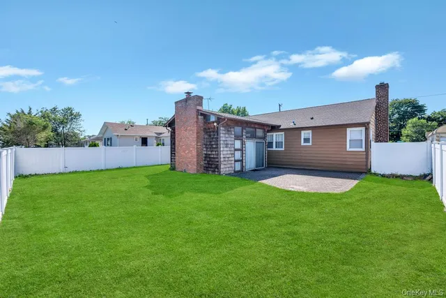 $849,000 | 885 Downing Road, Valley Stream, NY 11580