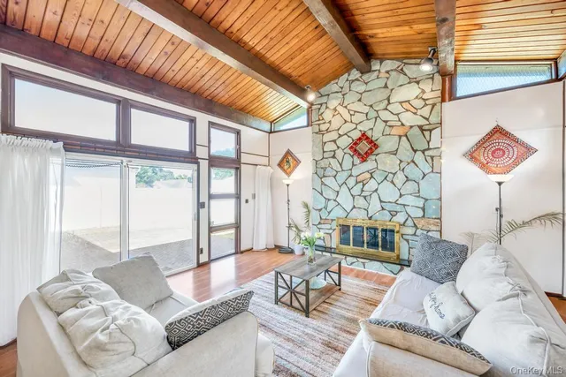 $849,000 | 885 Downing Road, Valley Stream, NY 11580