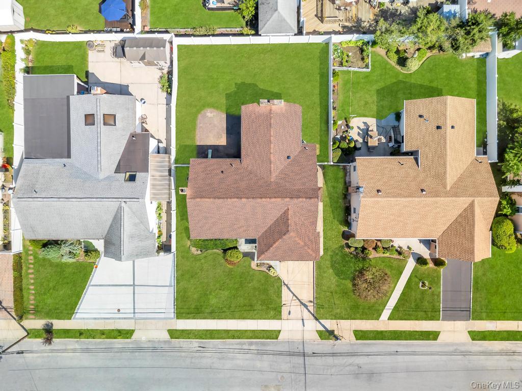 885 Downing Road Valley Stream, NY 11580 - Photo 6 of 36 Aerial view of residential area