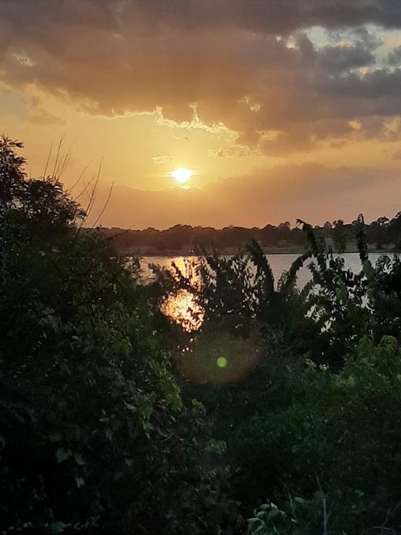 7028 Edgewater Trail Fort Worth, TX 76135 - Photo 4 of 6 a view of city and mountain
