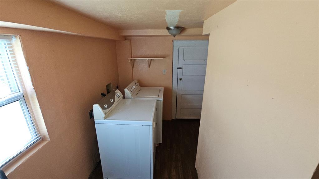 7028 Edgewater Trail Fort Worth, TX 76135 - Photo 9 of 15