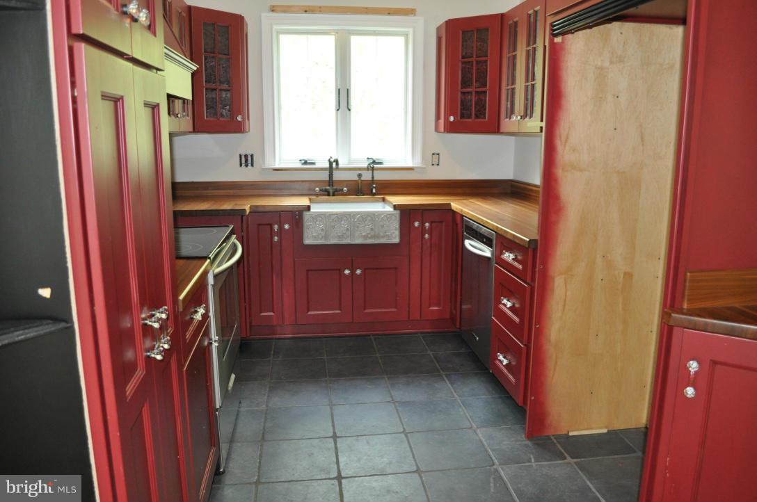 3523 Hampstead Mexico Road Hampstead, MD 21074 - Photo 3 of 20 Kitchen