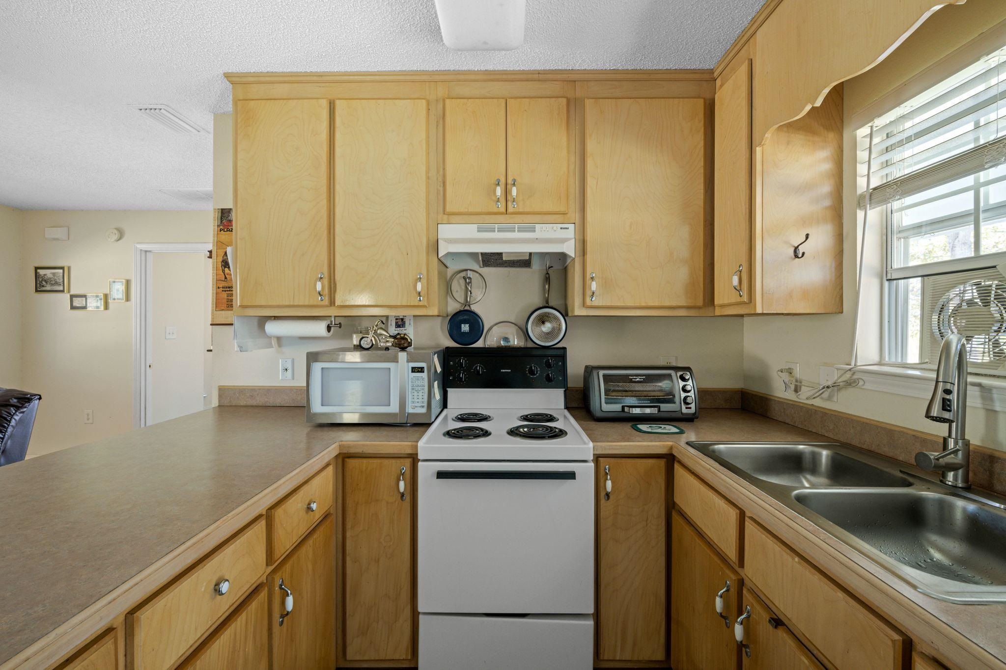 60998 Seales Road Stockton, AL 36579 - Photo 12 of 34 Kitchen