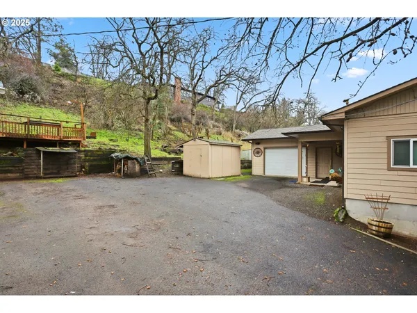 a view of a house with a garage
