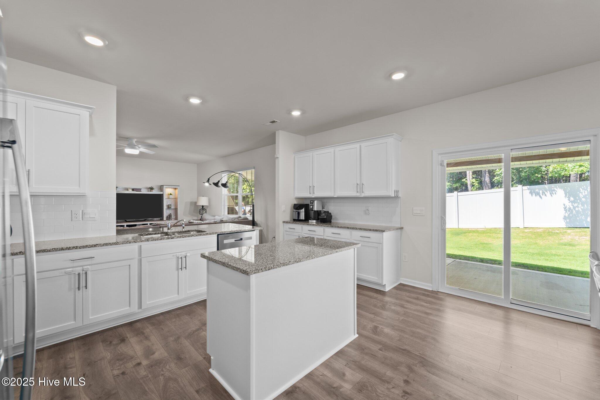 280 Roberts Place Carthage, NC 28327 - Photo 11 of 24 Kitchen