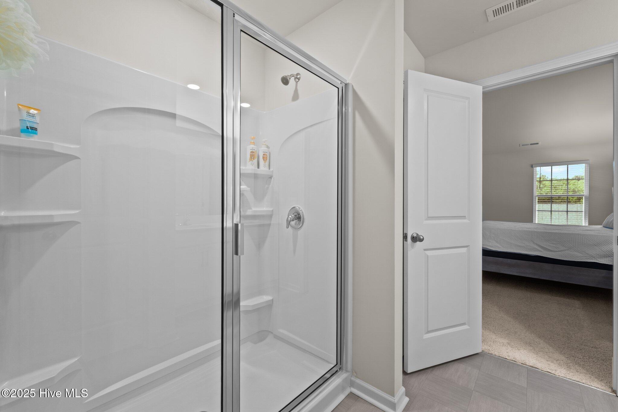 280 Roberts Place Carthage, NC 28327 - Photo 17 of 24 Primary Bathroom Upstairs