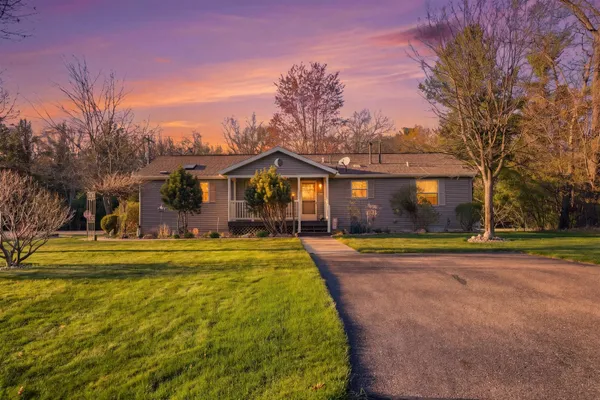 $325,000 | 399 Oakbrook Drive, Wisconsin Dells, WI 53965