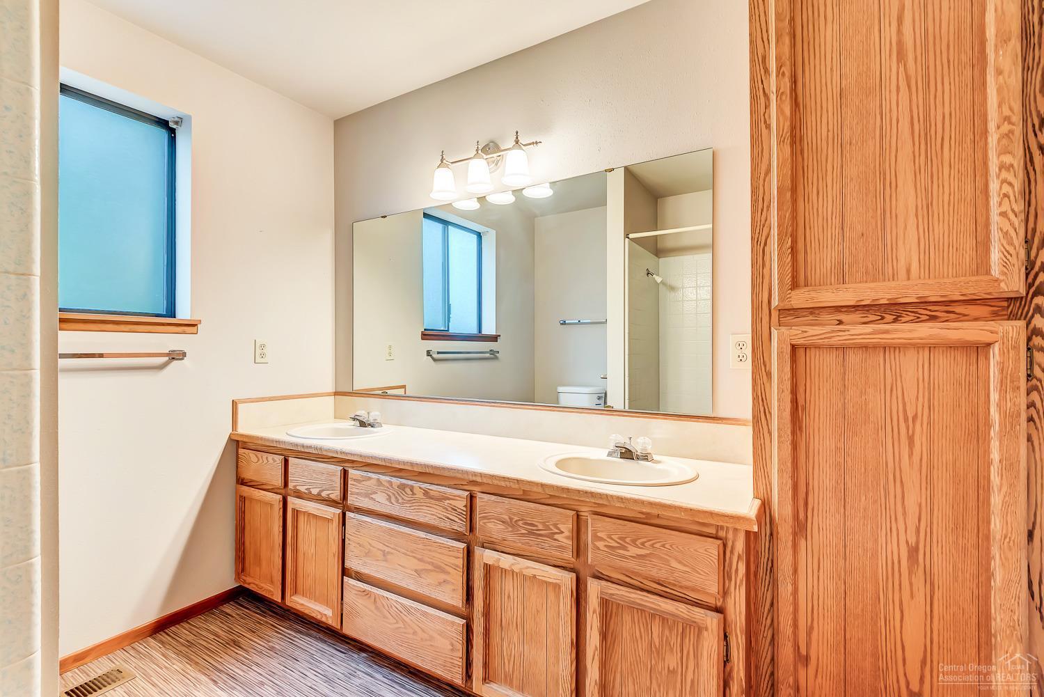 20312 Rae Road Bend, OR 97702 - Photo 16 of 20 Additional Photo