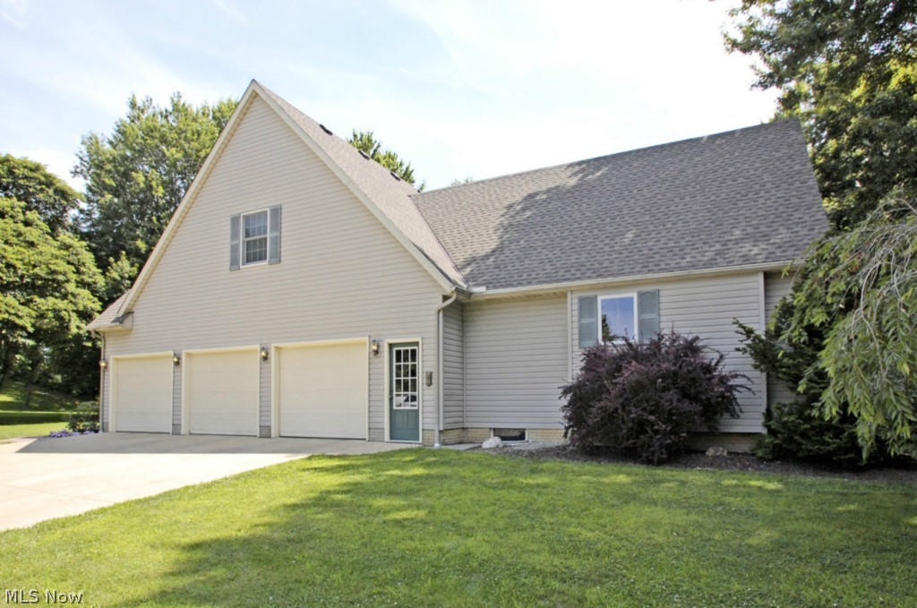 49145 North Ridge Road Amherst, OH 44001 - Photo 18 of 25