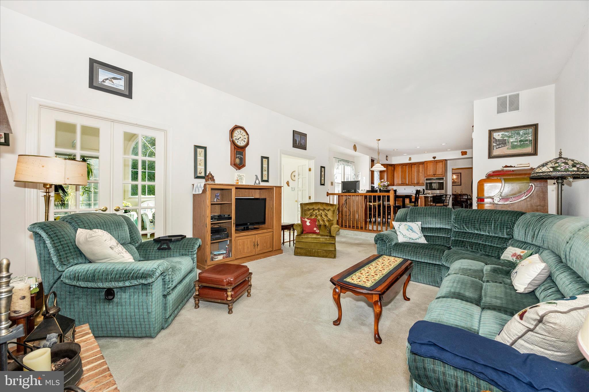 19808 Falling Spring Court Gaithersburg, MD 20882 - Photo 12 of 69 Family Room