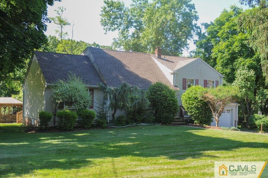 137 Overbrook Road Piscataway, NJ 08854 - Photo 1 of 22 Gallery Image 1
