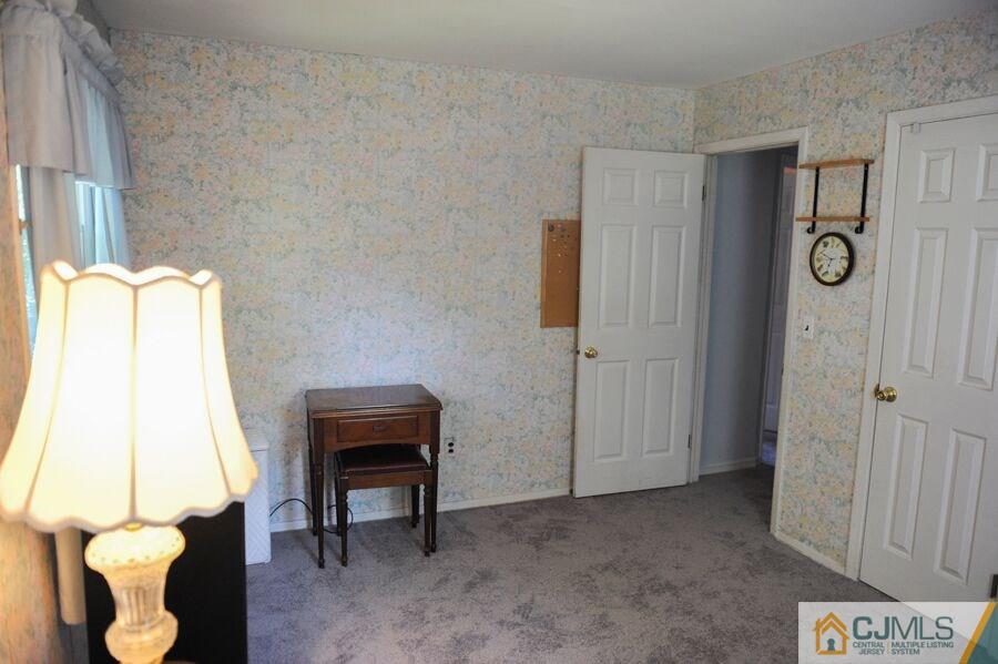 137 Overbrook Road Piscataway, NJ 08854 - Photo 17 of 22 Gallery Image 17