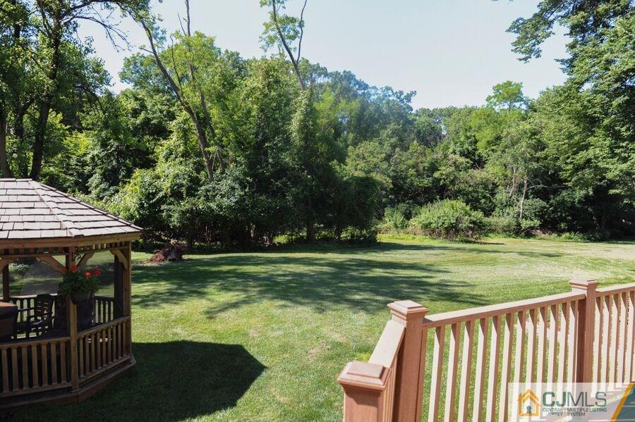137 Overbrook Road Piscataway, NJ 08854 - Photo 7 of 22 Gallery Image 7