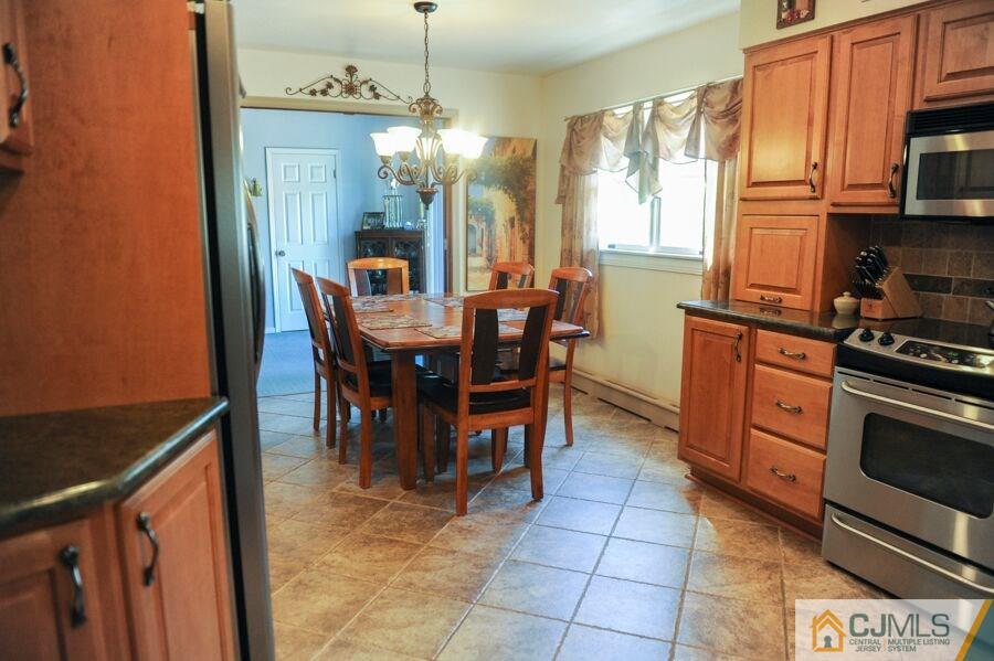 137 Overbrook Road Piscataway, NJ 08854 - Photo 8 of 22 Gallery Image 8