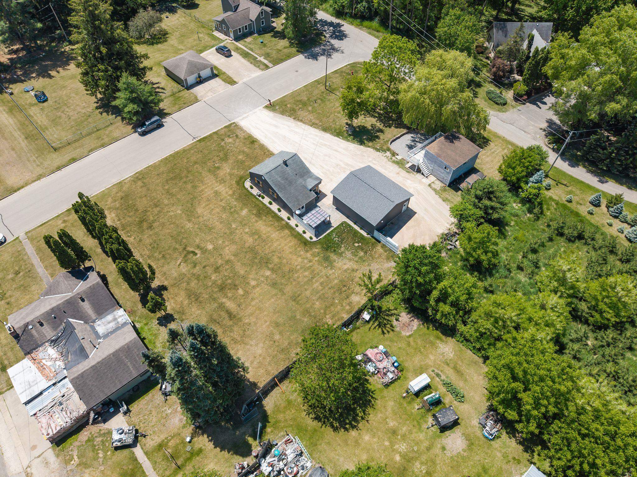 499 Elm Street Berlin, WI 54923 - Photo 56 of 59
