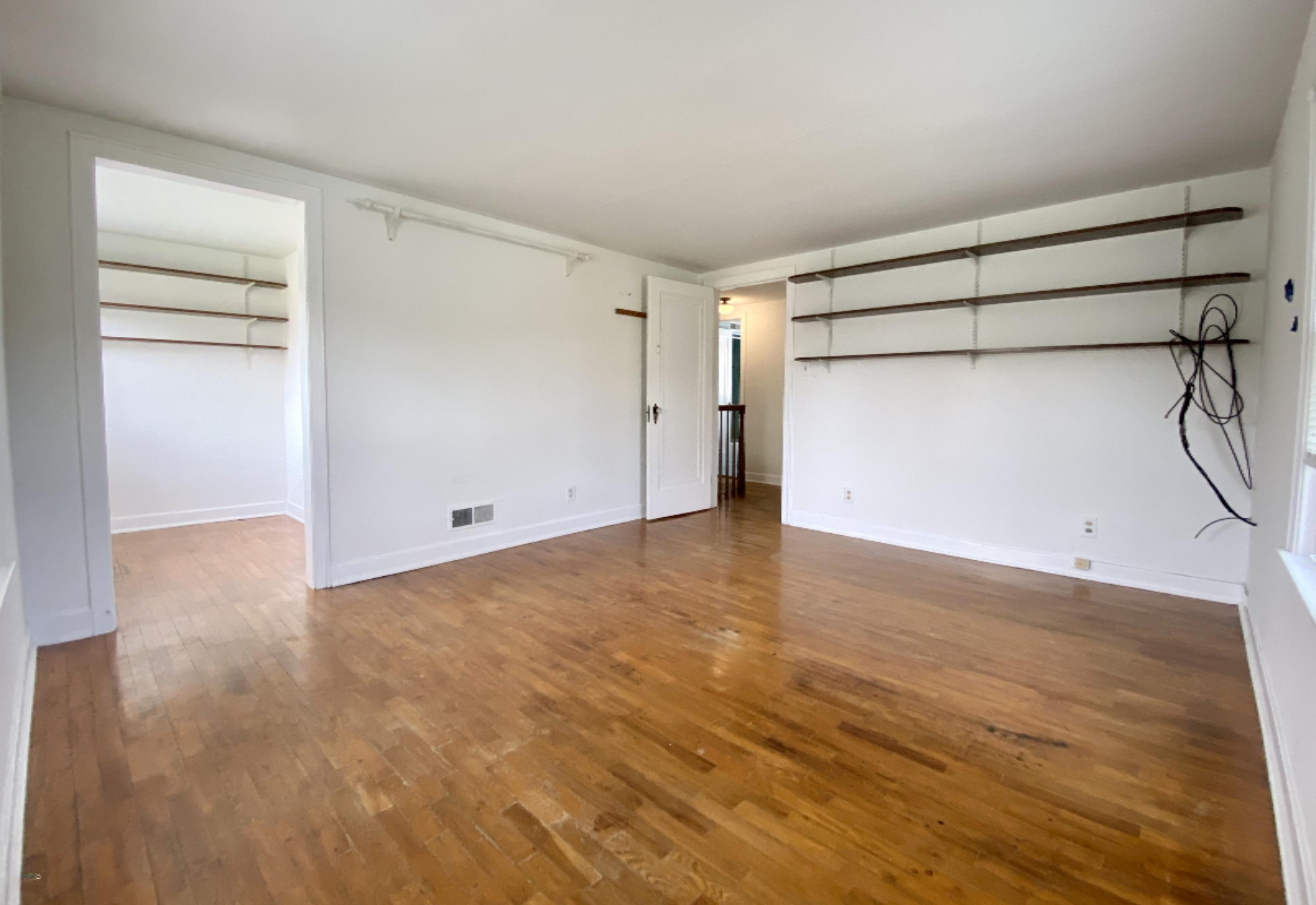 2947 Coloma Road Benton Harbor, MI 49022 - Photo 8 of 25 AD98D39F-9B4A-449B-8F85-B81C8C454DF9