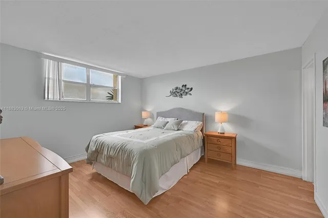 $249,000 | 5300 Northeast 24th Terrace, Unit 422C, Fort Lauderdale, FL 33308