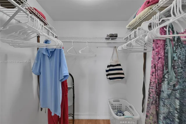 $249,000 | 5300 Northeast 24th Terrace, Unit 422C, Fort Lauderdale, FL 33308