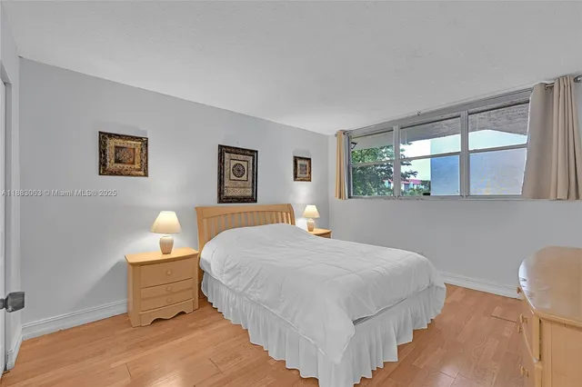 $249,000 | 5300 Northeast 24th Terrace, Unit 422C, Fort Lauderdale, FL 33308