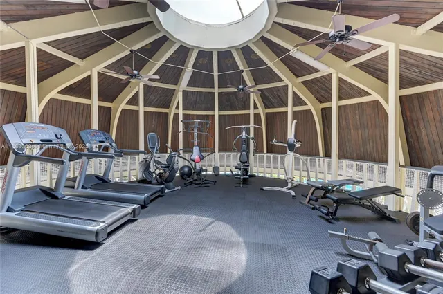 $249,000 | 5300 Northeast 24th Terrace, Unit 422C, Fort Lauderdale, FL 33308