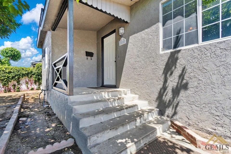 Undisclosed Address Bakersfield, CA 93308 - Photo 23 of 24 a view of balcony with furniture