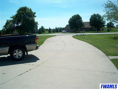 5310 Fahlsing Road Woodburn, IN 46797 - Photo 3 of 15