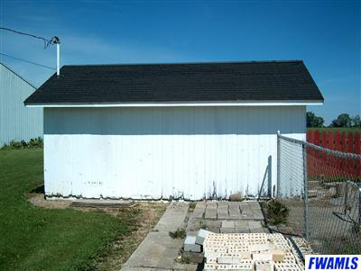 5310 Fahlsing Road Woodburn, IN 46797 - Photo 4 of 15