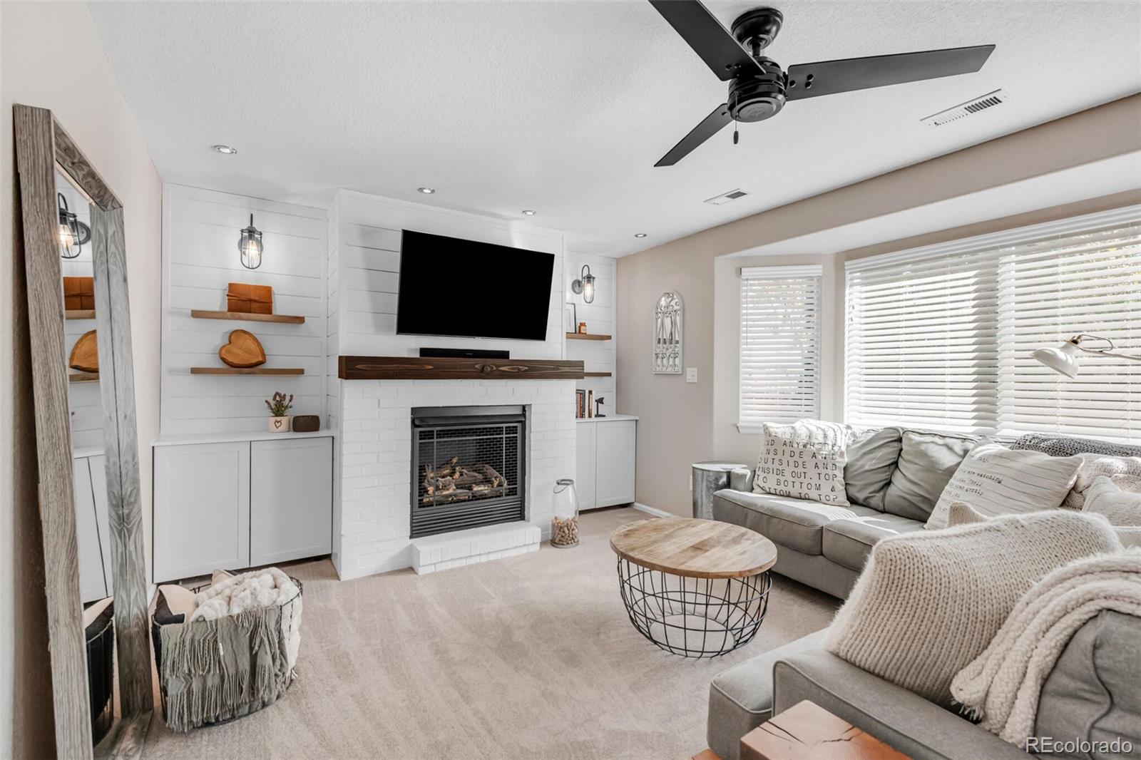 5618 Hudson Circle Thornton, CO 80241 - Photo 1 of 29