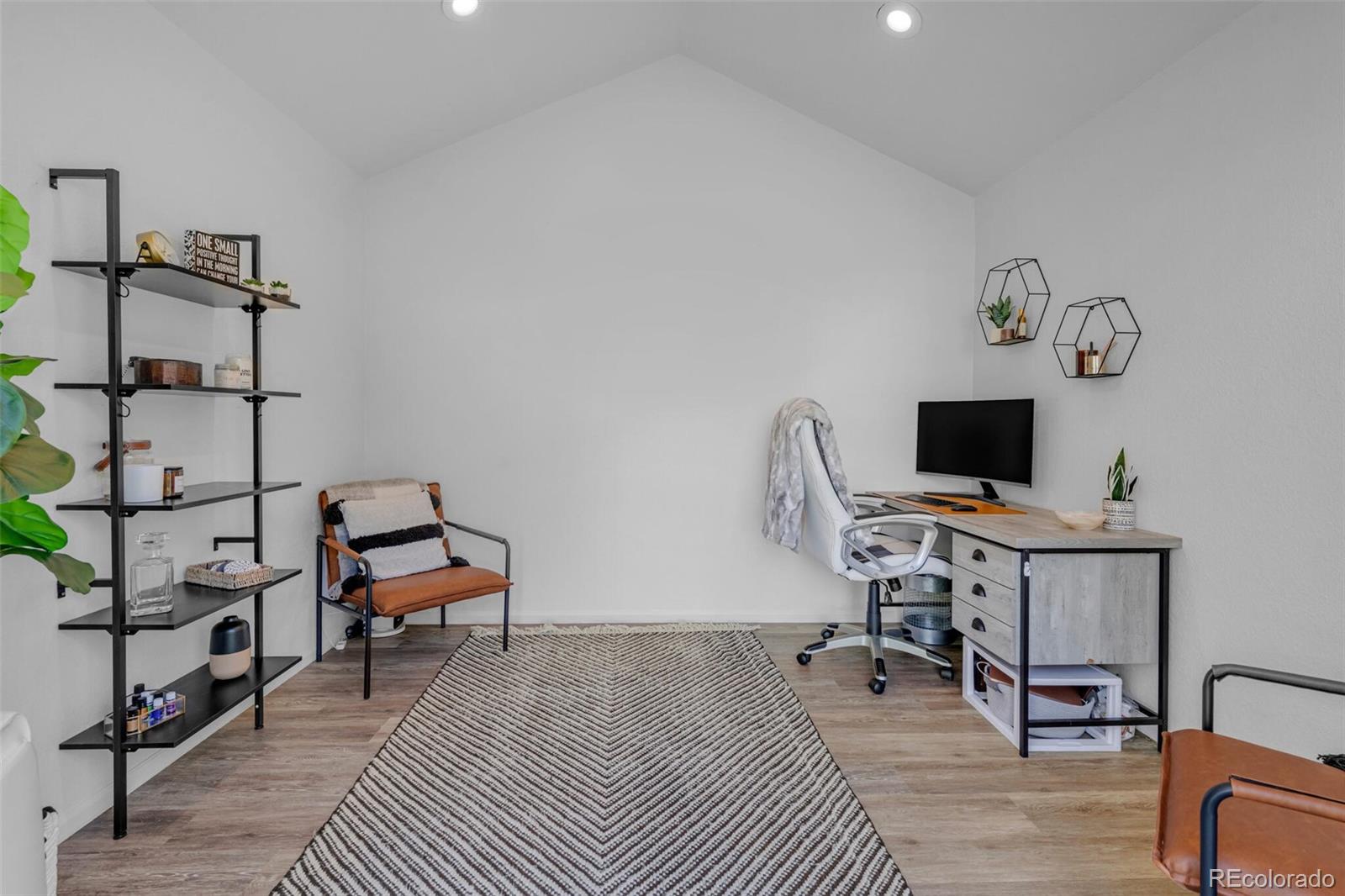 5618 Hudson Circle Thornton, CO 80241 - Photo 14 of 29