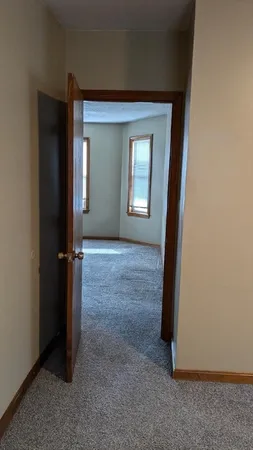 $1,400 | 451 Lindsey Street, Unit 1, Fall River, MA 02720