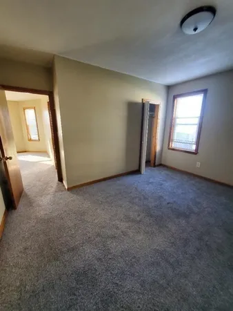 $1,400 | 451 Lindsey Street, Unit 1, Fall River, MA 02720