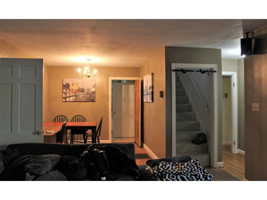 1302 Ridgecrest Road Johnson City, TN 37604 - Photo 3 of 11 Photo 3