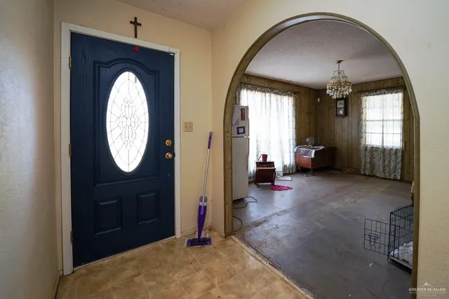 $110,000 | 500 East Vfw Avenue, Elsa, TX 78543