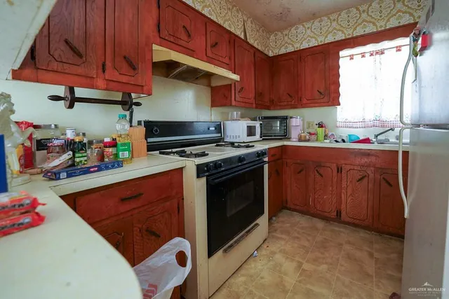 $110,000 | 500 East Vfw Avenue, Elsa, TX 78543