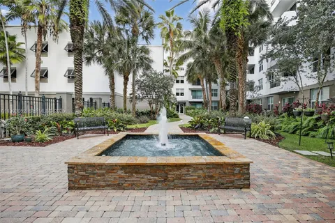 $245,000 | 2421 Northeast 65th Street, Unit 508, Fort Lauderdale, FL 33308