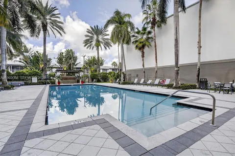 $245,000 | 2421 Northeast 65th Street, Unit 508, Fort Lauderdale, FL 33308