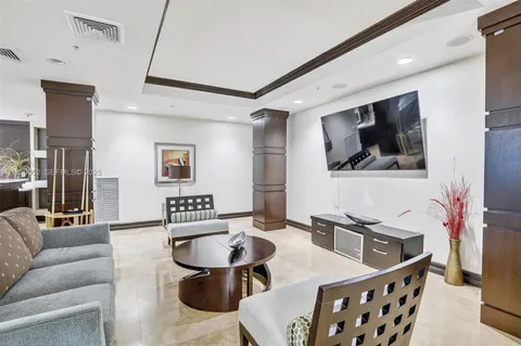 $245,000 | 2421 Northeast 65th Street, Unit 508, Fort Lauderdale, FL 33308