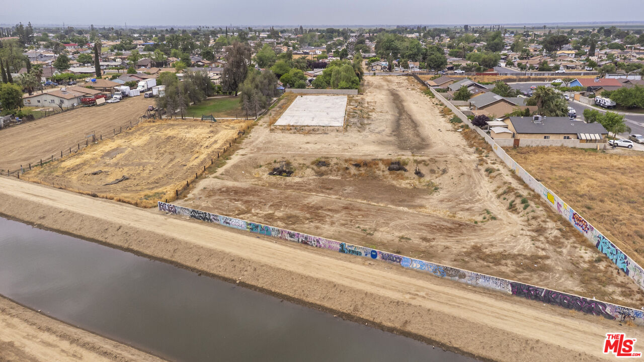 10111 Habecker Road Lamont, CA 93241 - Photo 21 of 30