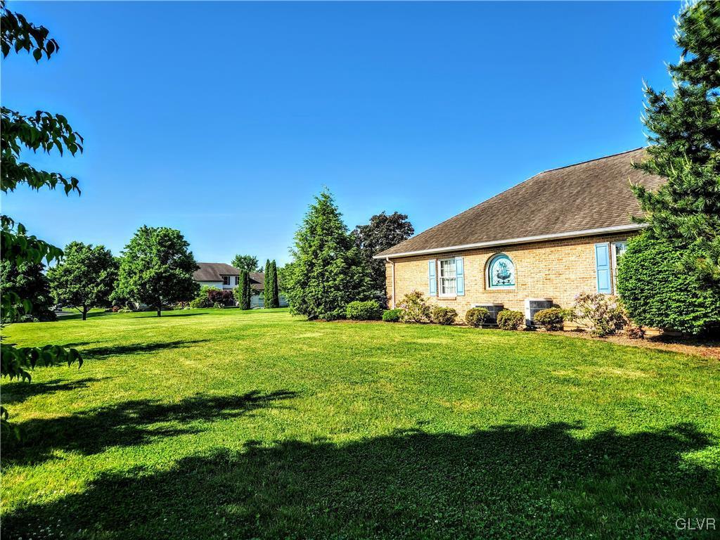 5823 Shows Road Bethlehem, PA 18017 - Photo 6 of 47 Gallery Image 6
