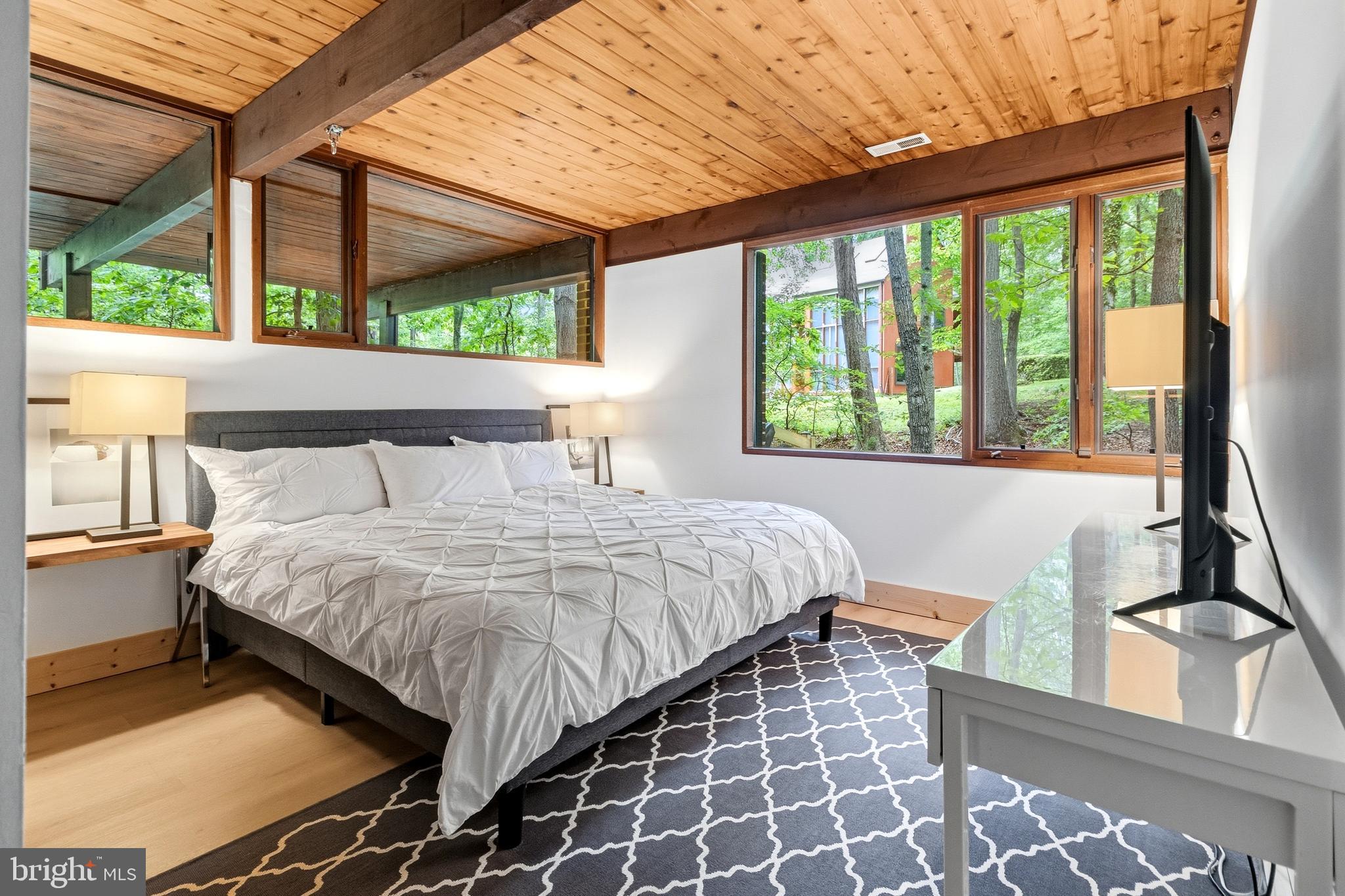 10815 Cross School Road Reston, VA 20191 - Photo 30 of 48 Second bedroom