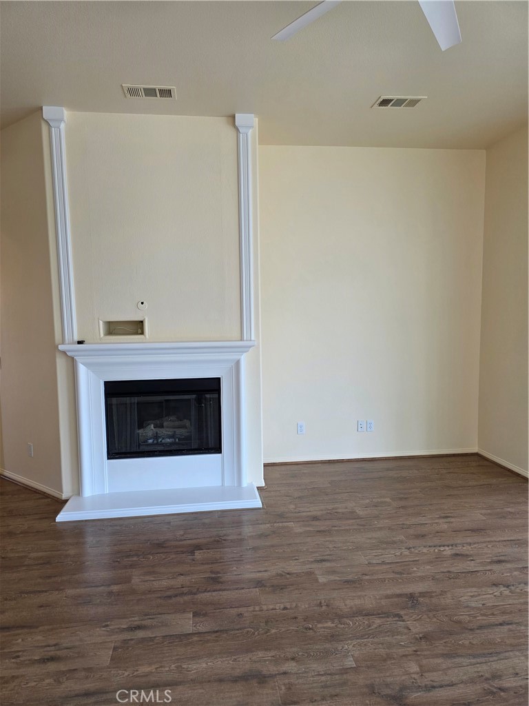 924 Brentwood Road Beaumont, CA 92223 - Photo 8 of 41 a room with a fireplace