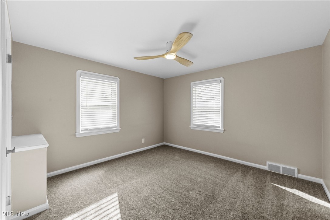 2491 Saybrook Road Cleveland, OH 44118 - Photo 21 of 34