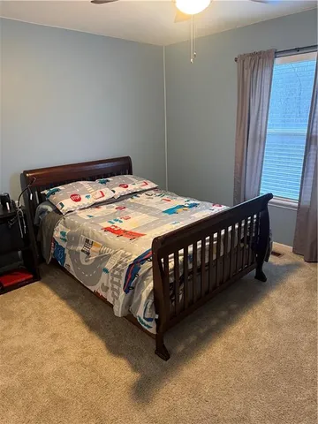 $345,000 | 521 Hillbrook Drive, Lansing, KS 66043